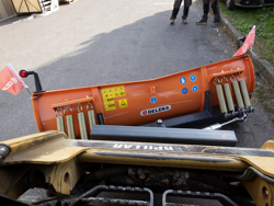 snow plow for up to 3 0 ton skid steer loaders ln 200 m