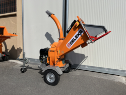petrol chipper shredder woodchipper with engine dk 900 bs