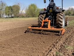 adjustable power harrow for tractors kr 160