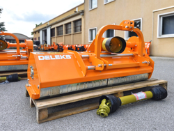 adjustable sideshift flail mower 140cm for 30 60hp tractors shredder mulcher lincione 140 sp