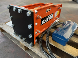 breaker hammer 530