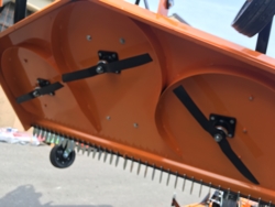 triturador de relva profissional para trator mod dm 180