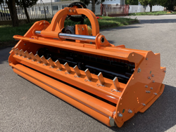 triturador de martelos serie pesada mod toro 200