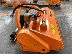 triturador com deslocamento hidraulico para trator de pomar mod jaguar 150