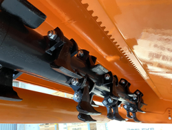 triturador com deslocamento hidraulico para trator de pomar mod jaguar 150
