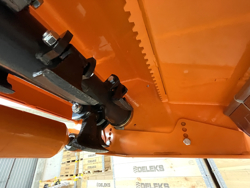 triturador com deslocamento hidraulico para trator de pomar mod jaguar 150
