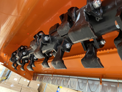 triturador com deslocamento hidraulico para trator de pomar mod jaguar 170