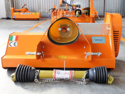 triturador de martelos para trator tipo kubota carraro 100cm modelo ape 100