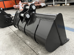 balde mini escavadora 600