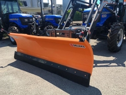 limpa neve com acoplamento para carregador frontal do trator modelo ln 175 e recondicionado 51